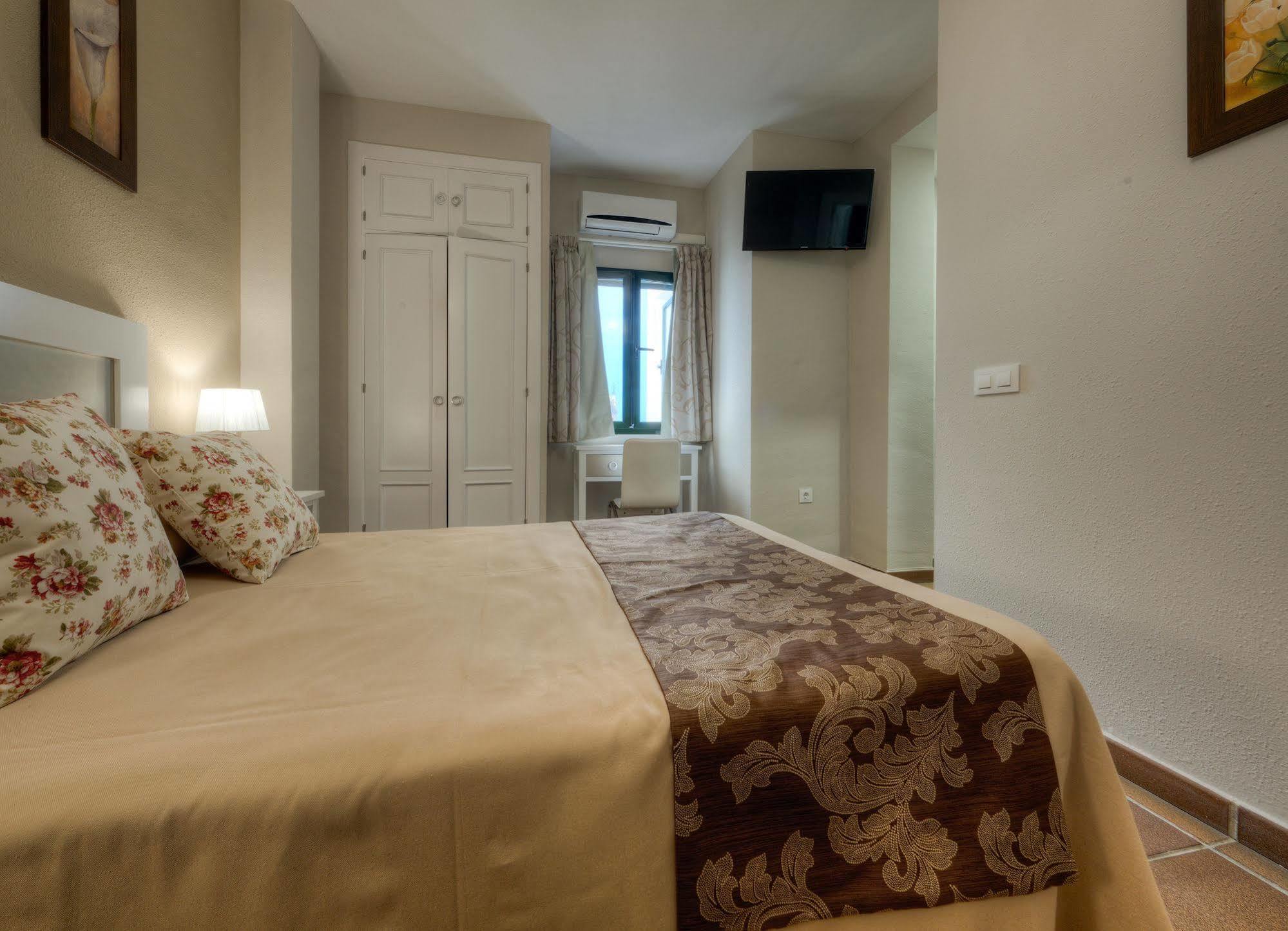Hotel Dona Lina Sevilla Exteriér fotografie